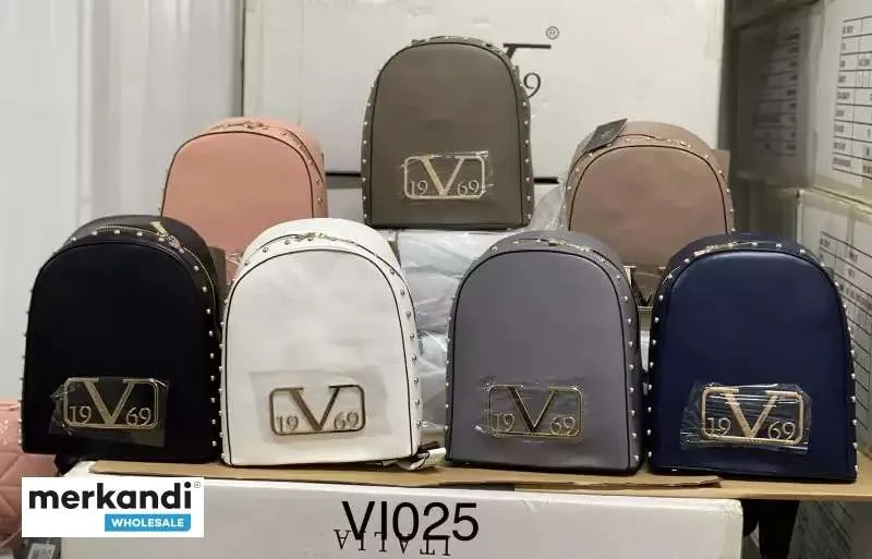 19v69 italia by Versace Bolsos