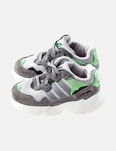 Adidas Zapatilla bicolor cordones