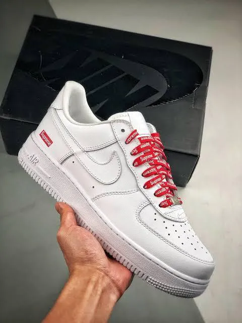 Air Force Supreme Blancas