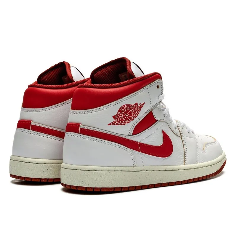 Air Jordan 1 Mid SE Dune Red