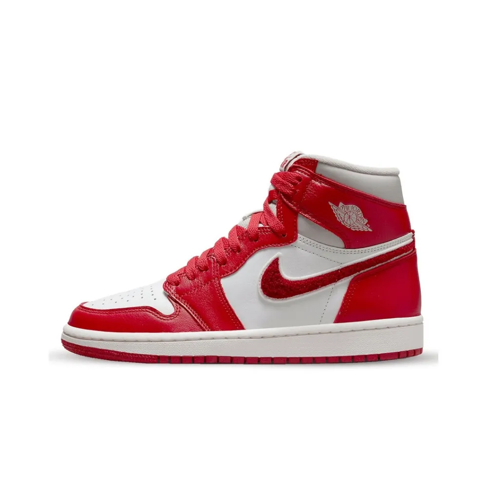 Air Jordan 1 Retro High OG Varsity Red