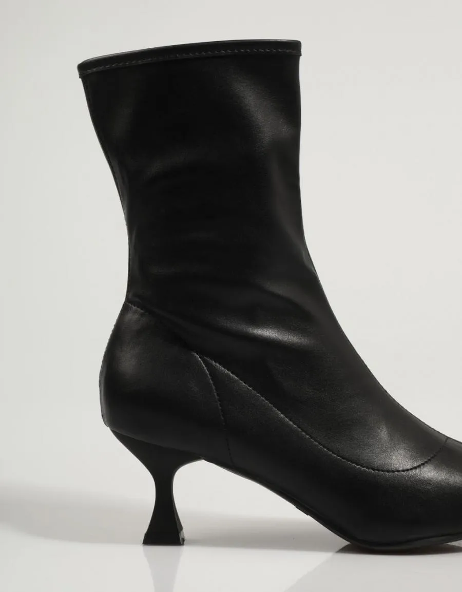  ankle boots XTI 140455 en Black 80158