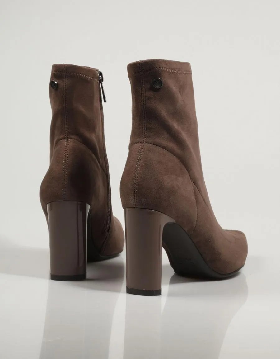  ankle boots XTI 140539 en Taupe 80161