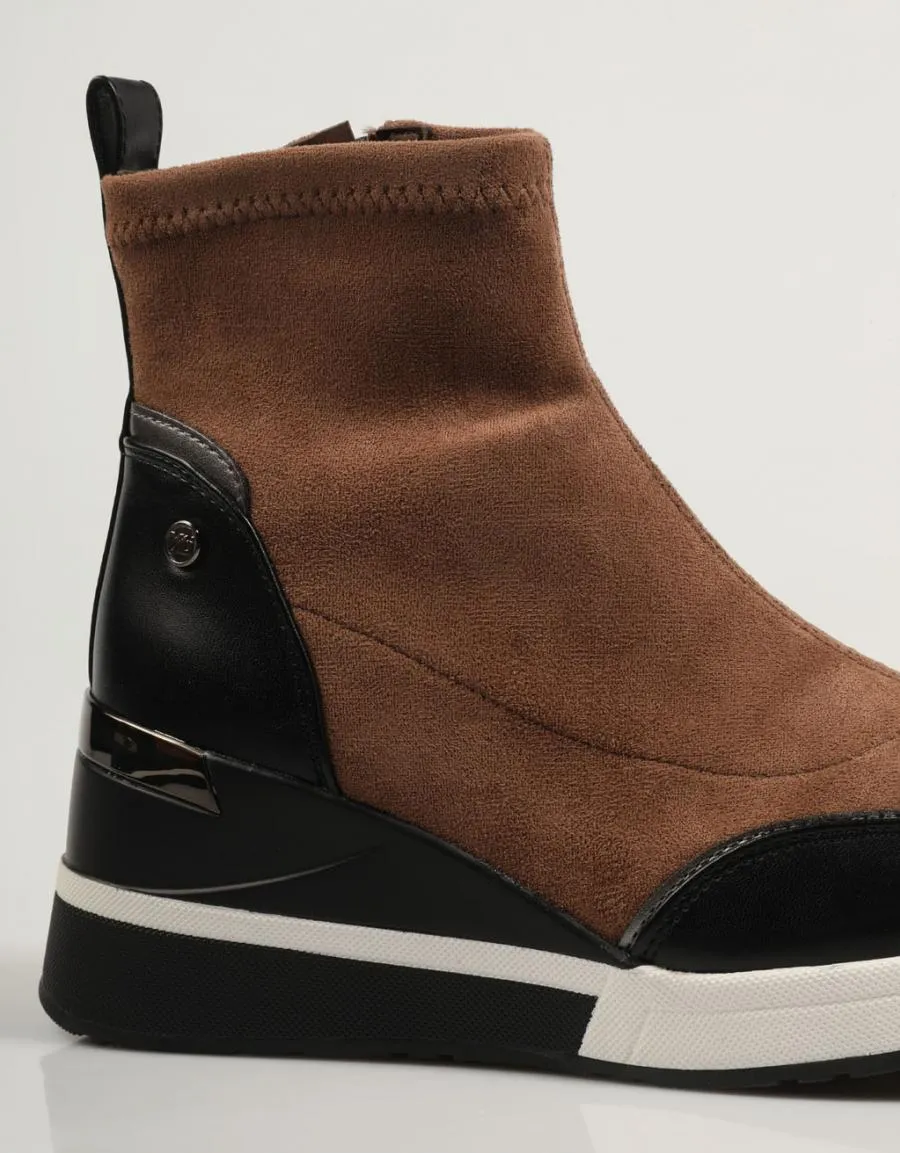  ankle boots XTI 141576 en Taupe 83532