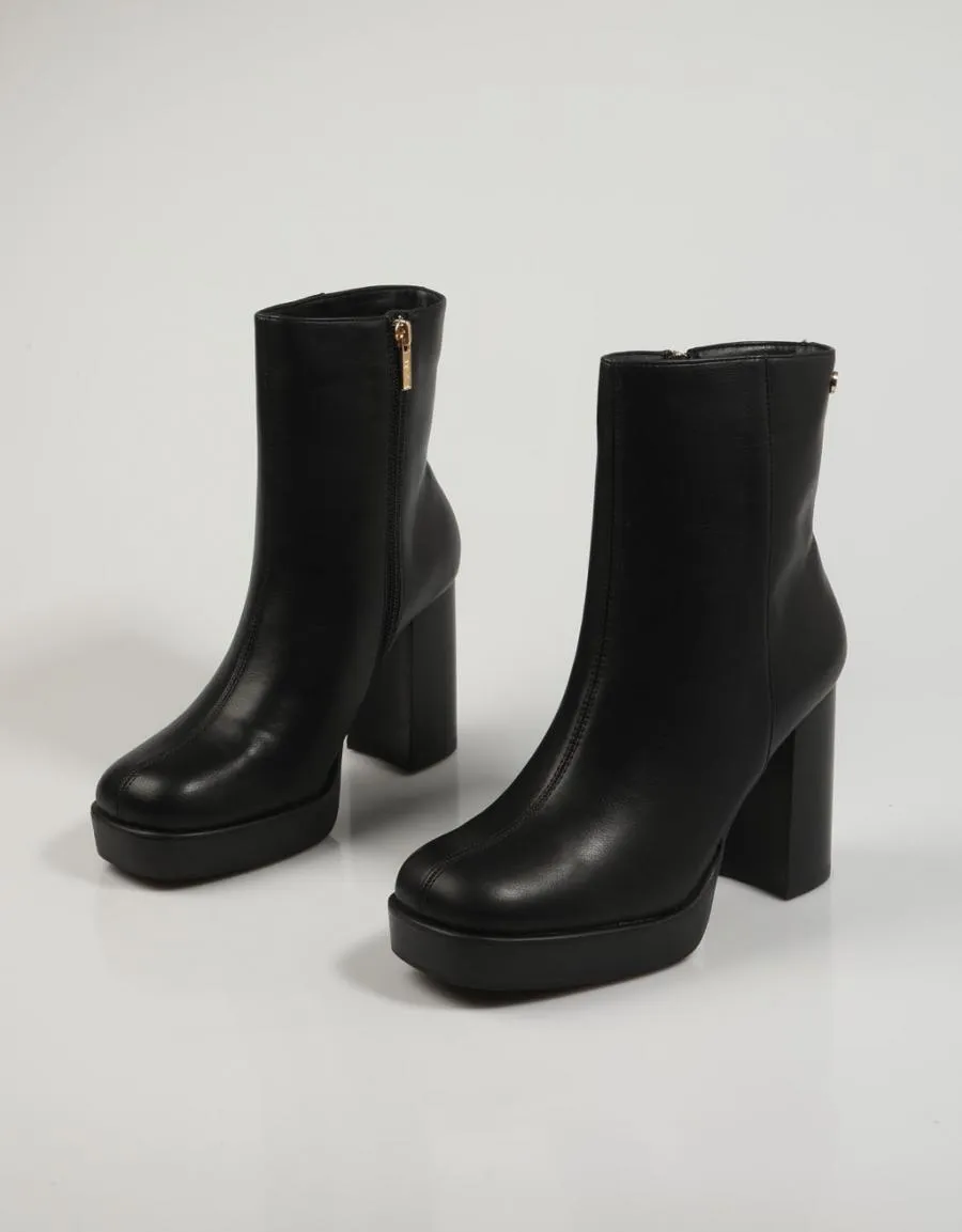  ankle boots XTI 142152 en Black 83566