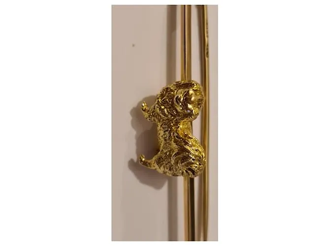 Autre Marque Broche barra perro pequinés dorado Gold hardware 