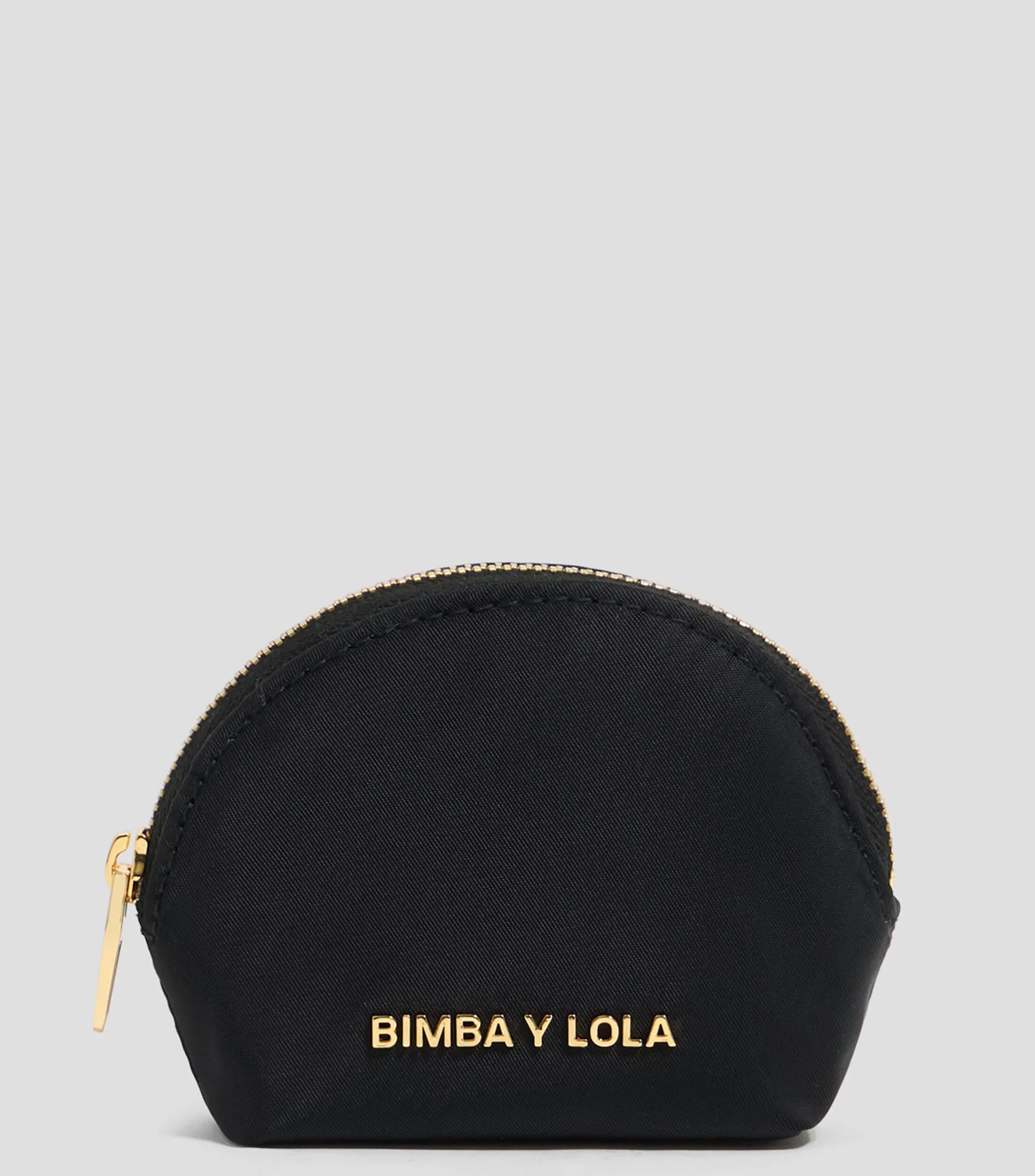 Bimba y Lola Monedero con logotipo Mujer