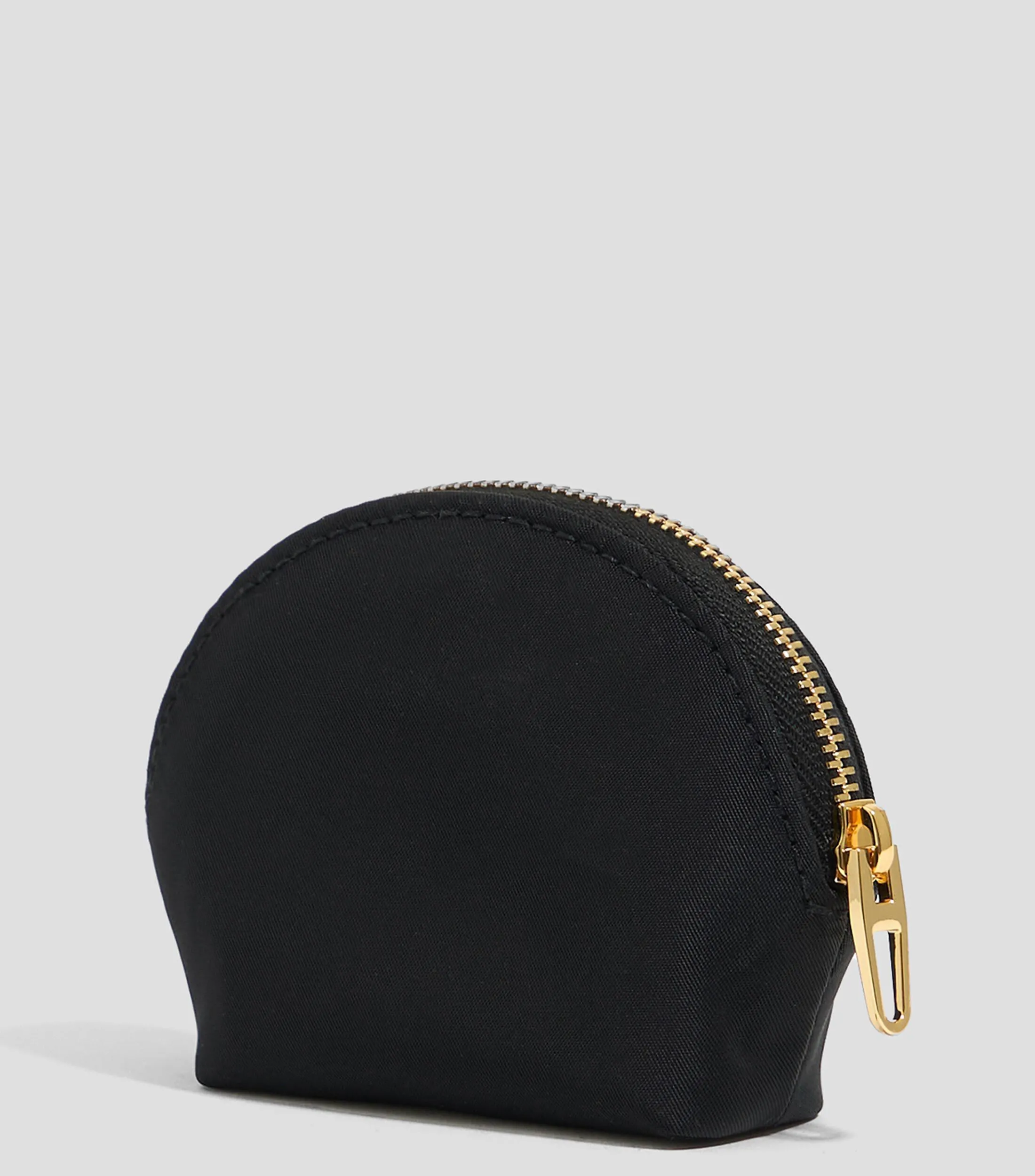 Bimba y Lola Monedero con logotipo Mujer