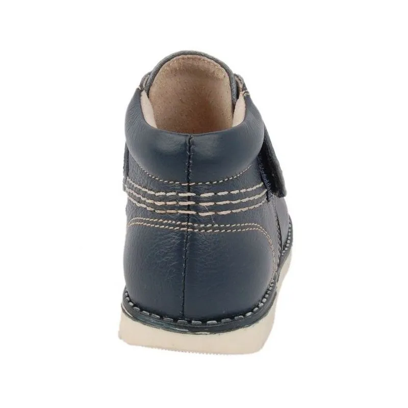 Botas niño tipo kikcers