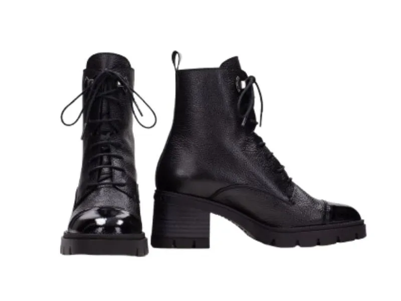 BOTIN DE CORDONES EVEREST HISPANITAS EN COLOR NEGRO HI243605