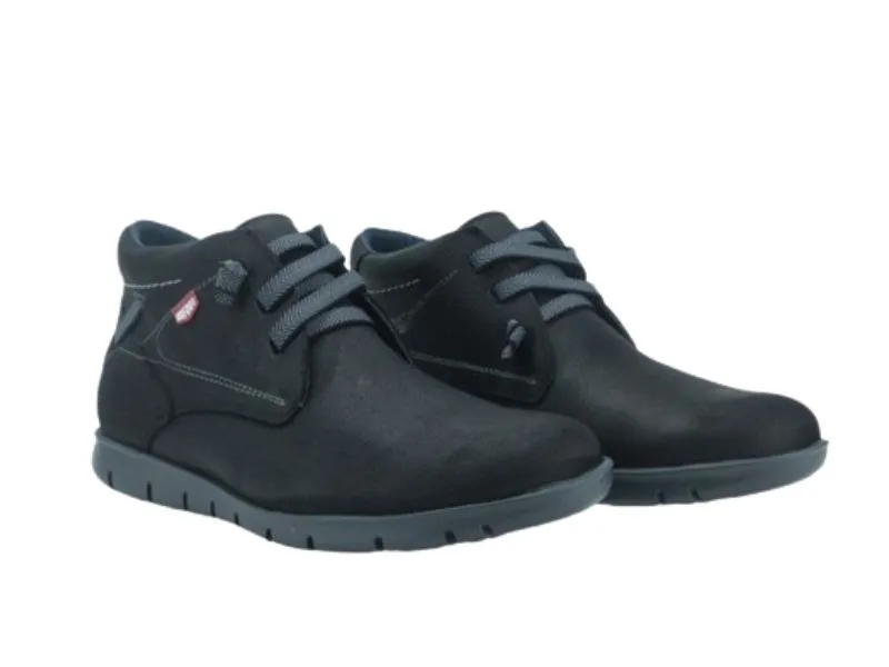BOTÍN DE PIEL CON CORDONES ELÁSTICOS ON FOOT EN COLOR NEGRO 8702