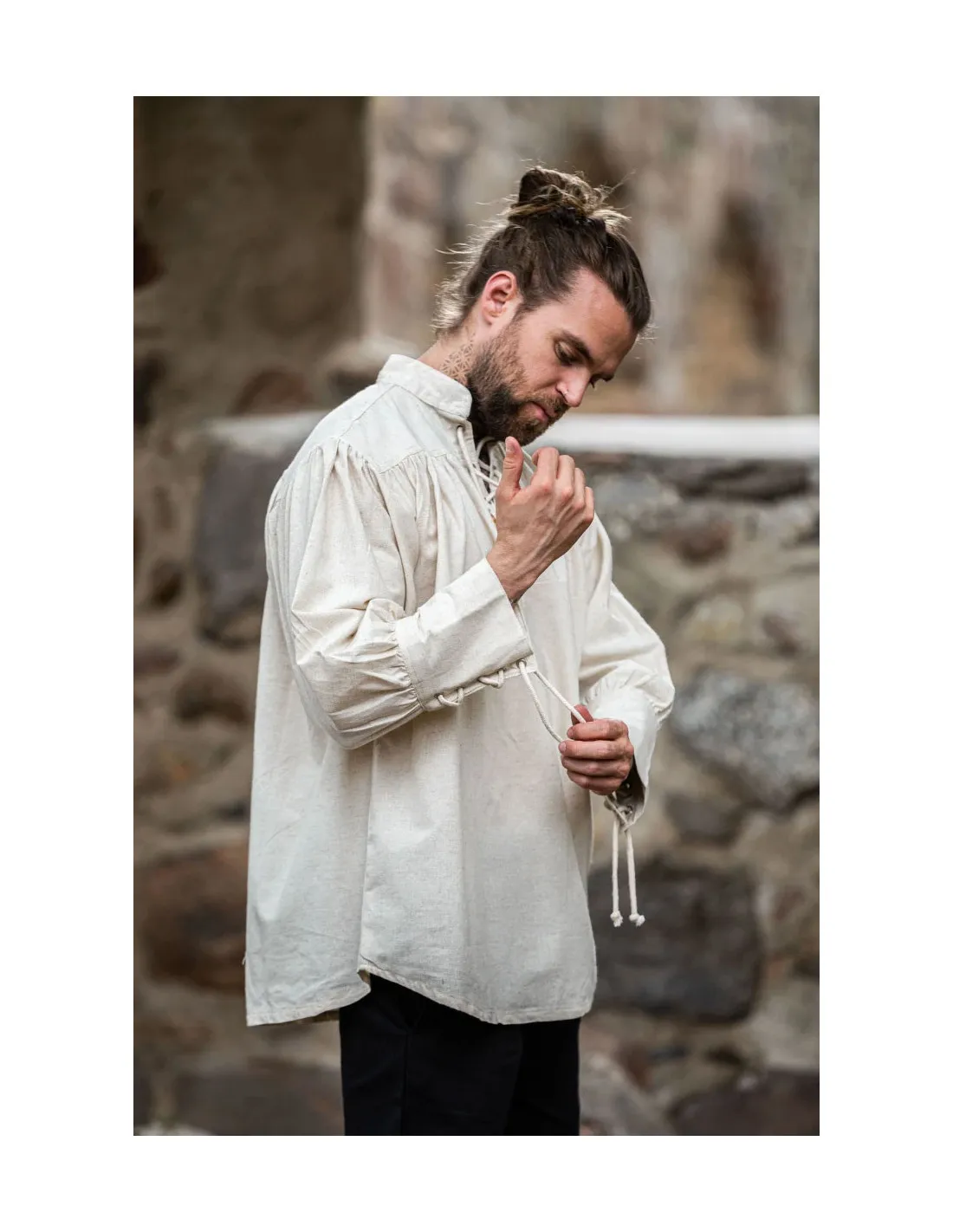 Camisa Thor con cordones