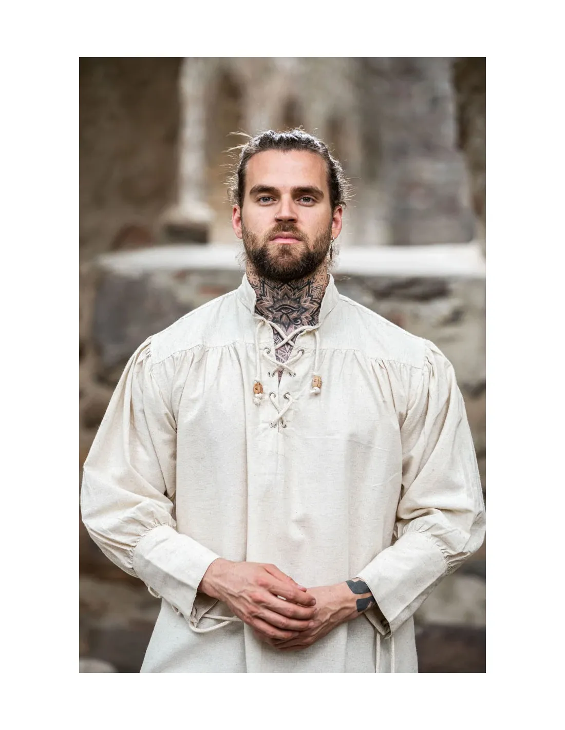 Camisa Thor con cordones