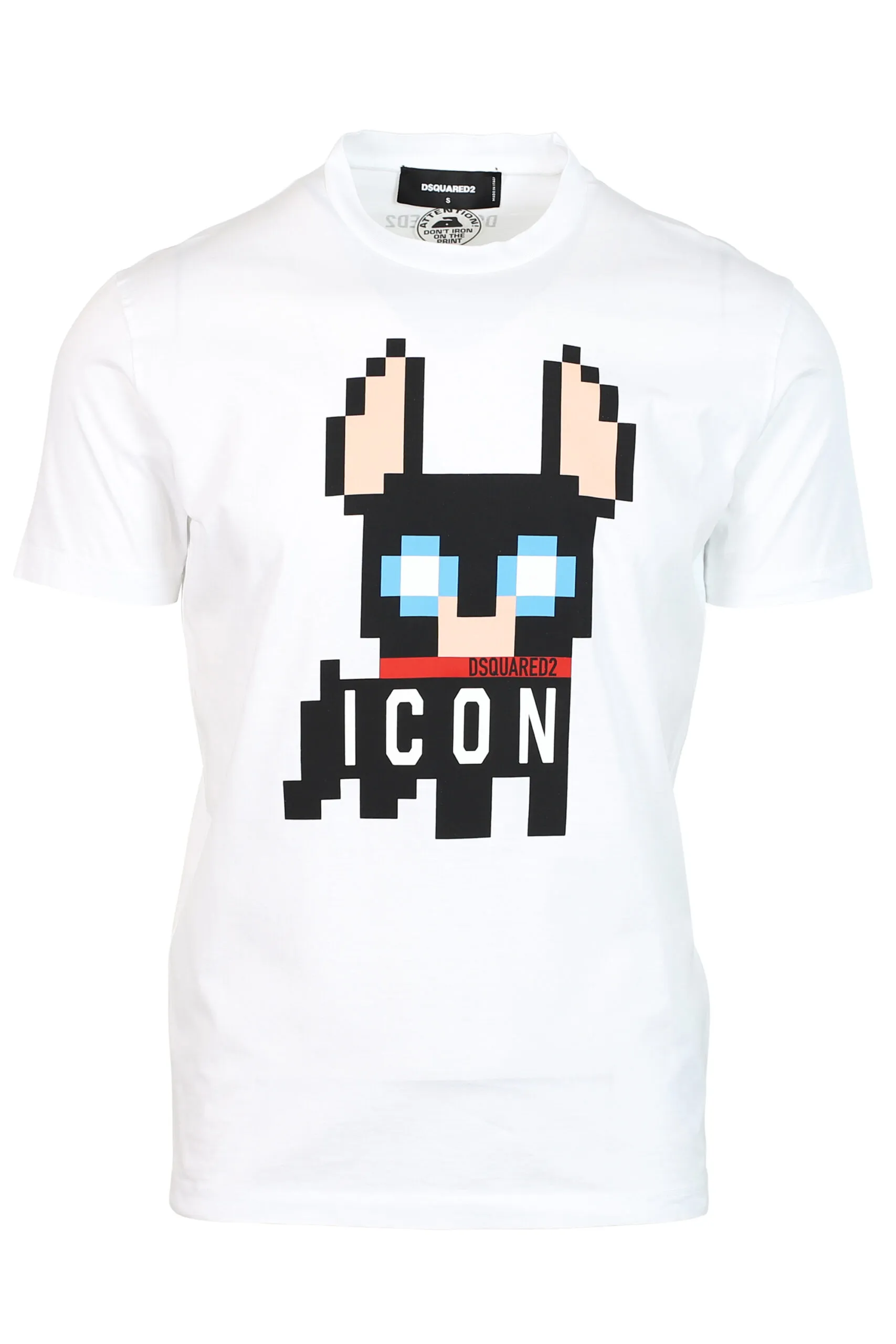Camiseta blanca con maxilogo perro 