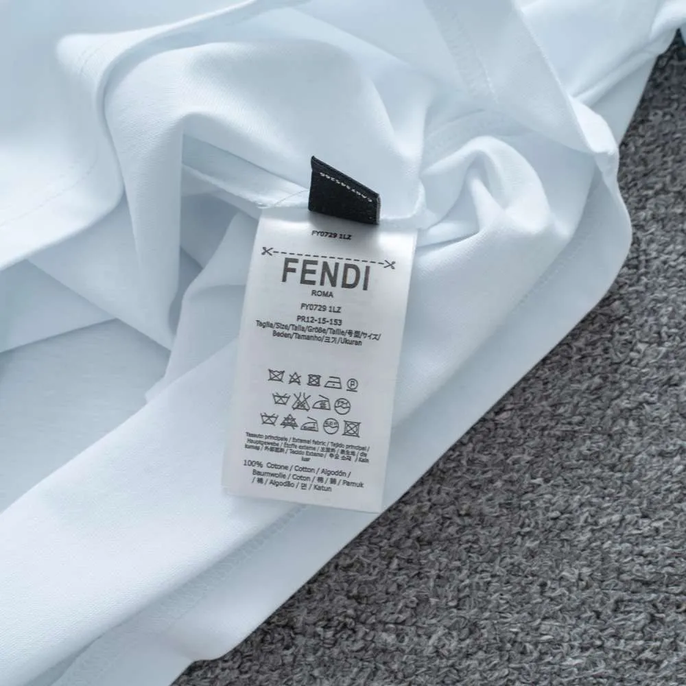 Camiseta Fendi Rome – SS23
