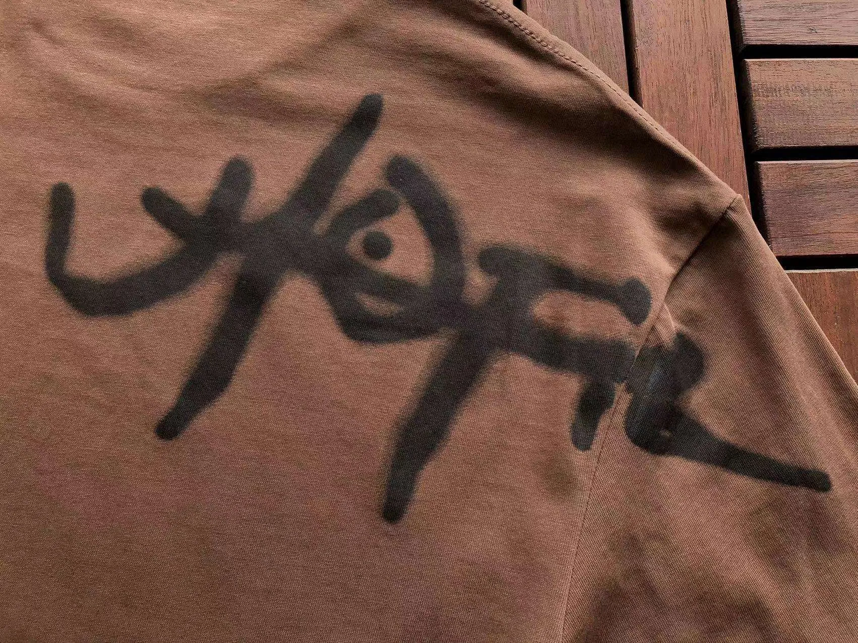 Camiseta Travis Scott Merchandasing 2023