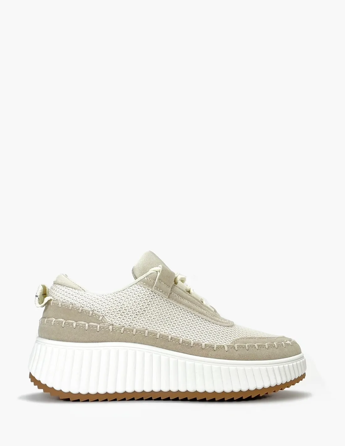 Deportiva diseño beige