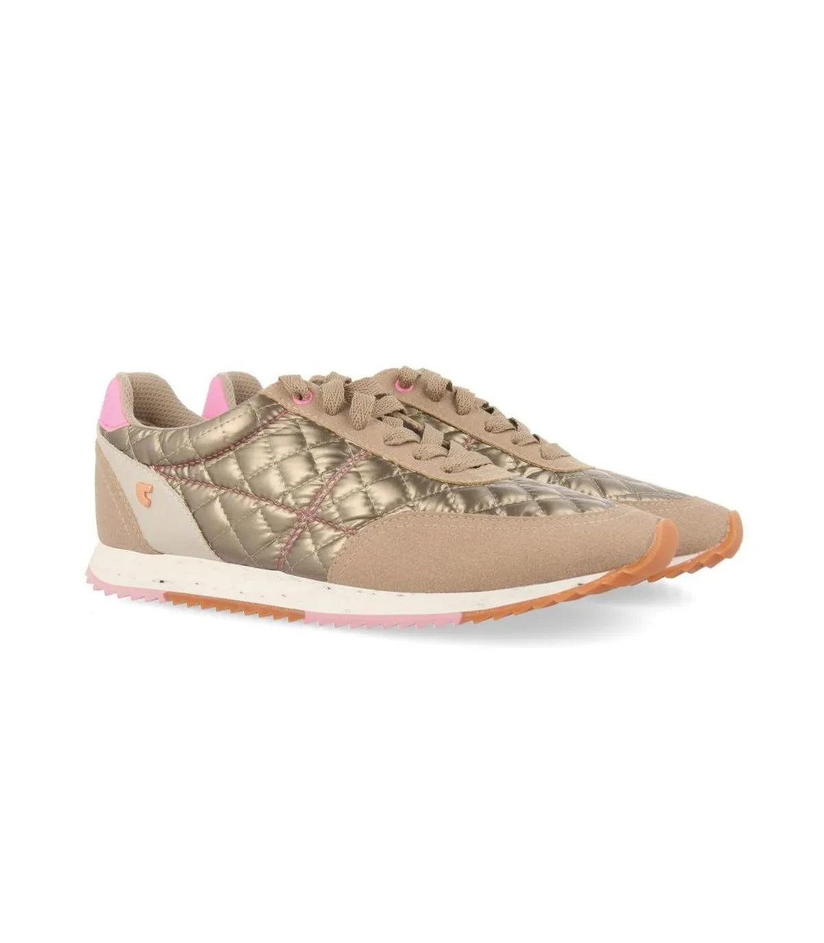 Deportivo guateado con cordones