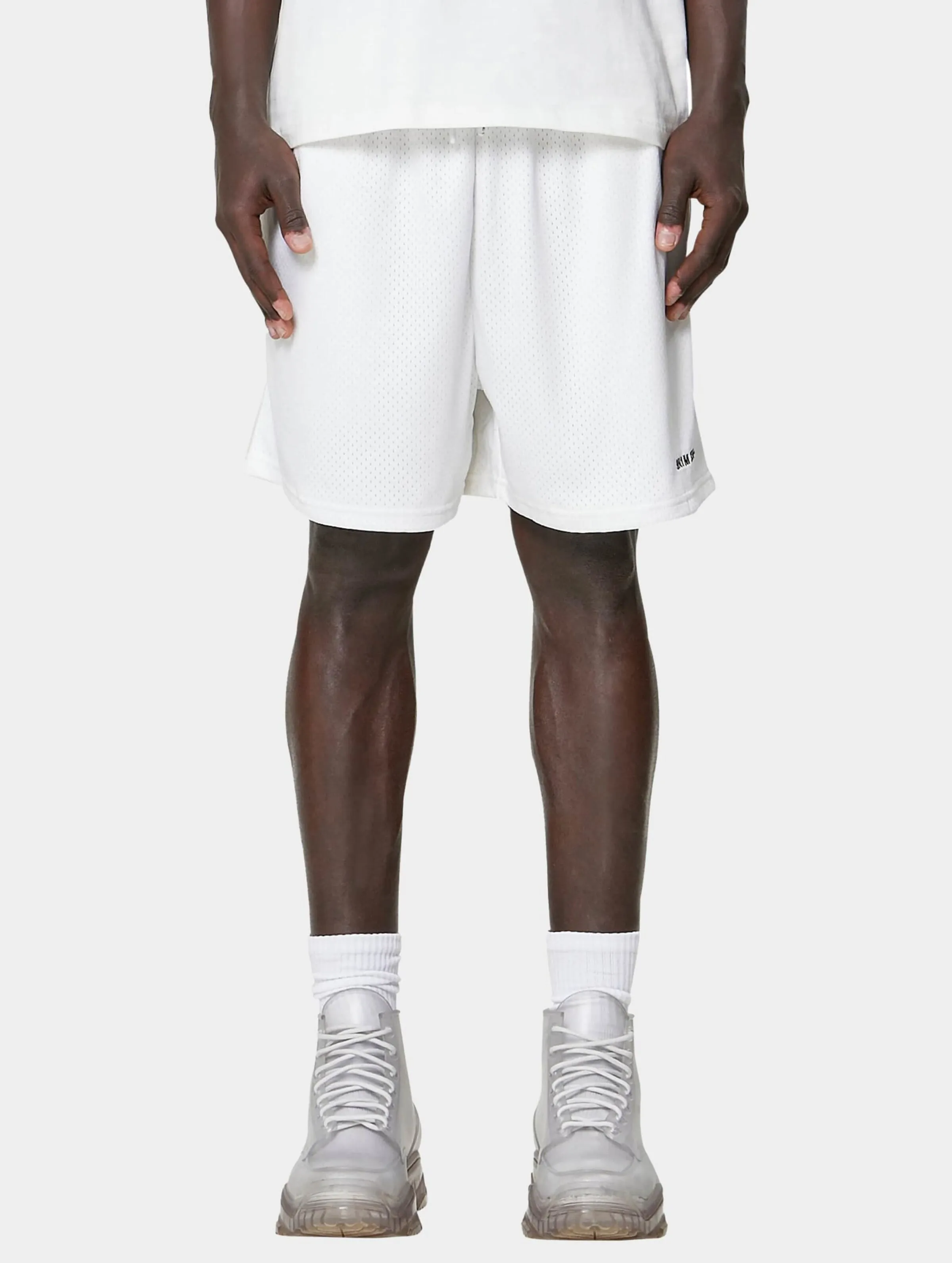  Essential Mesh