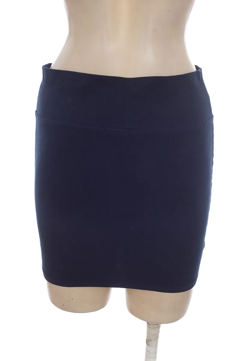 FALDA COLOR AZUL  BASICS