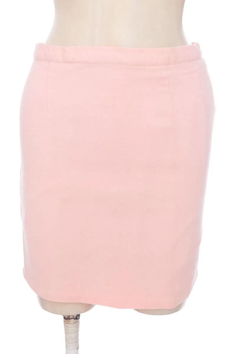 FALDA COLOR ROSADO  CLOSEANDO