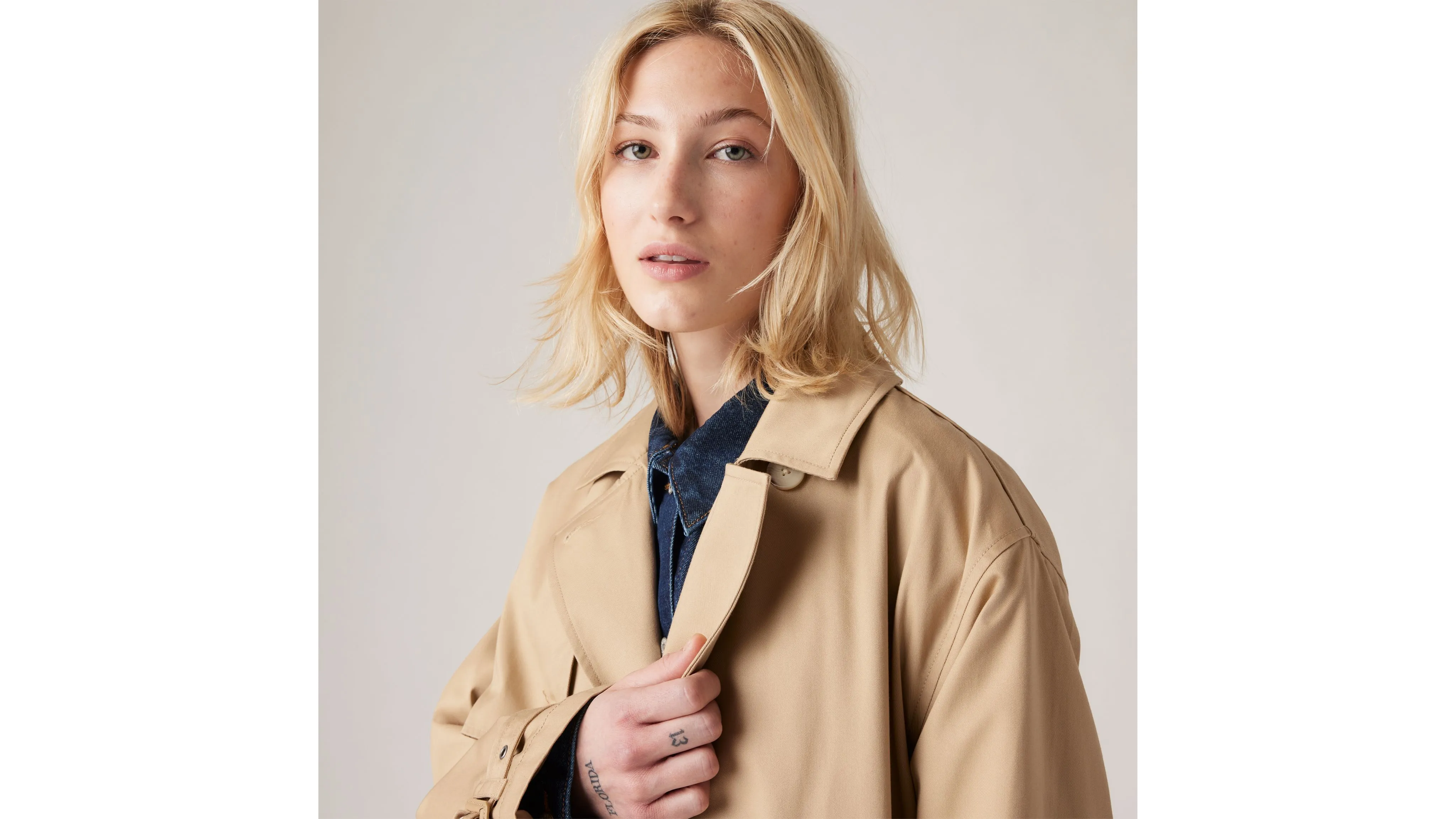 Gabardina Spade