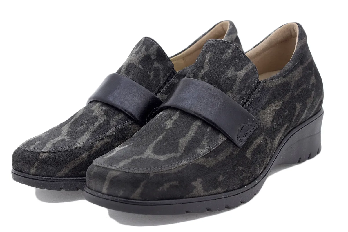 Grey Print Moccasin