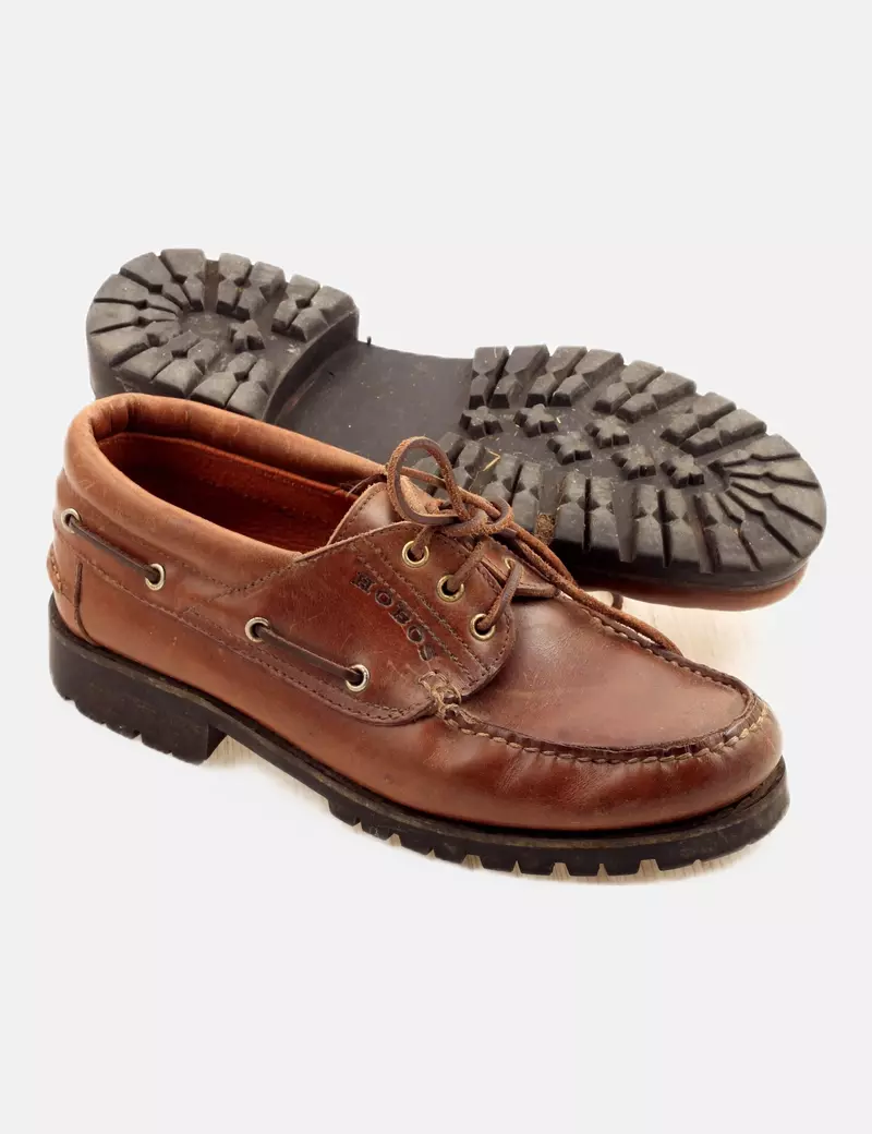HOBOS Zapato marrón cordones