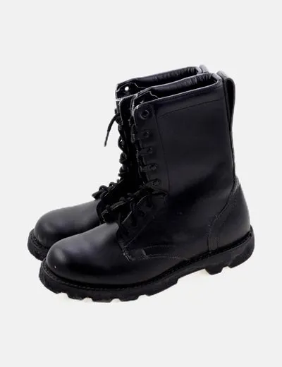 Ituzzi Bota negra cordones