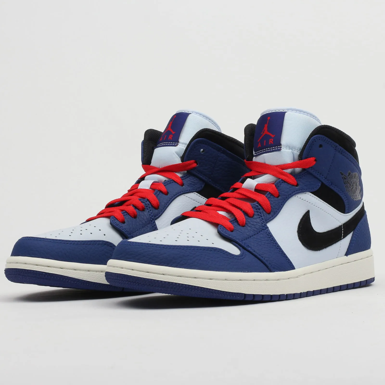 Jordan Air Jordan 1 Mid SE