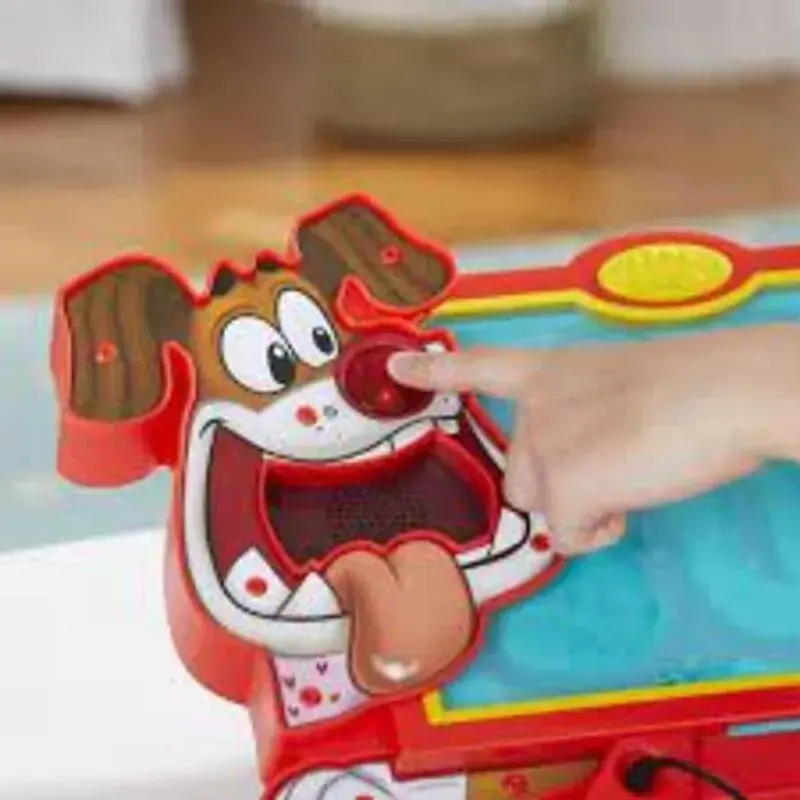 Juego de operación al perro con scan