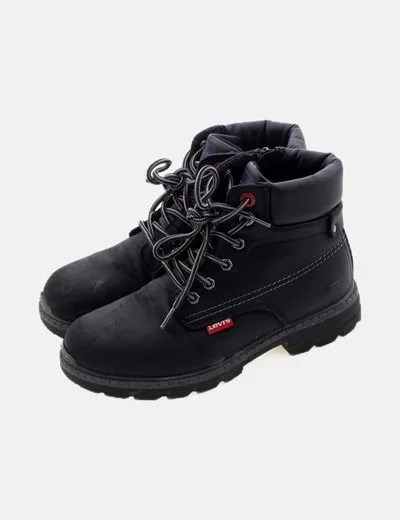 Levi's Bota negra cordones