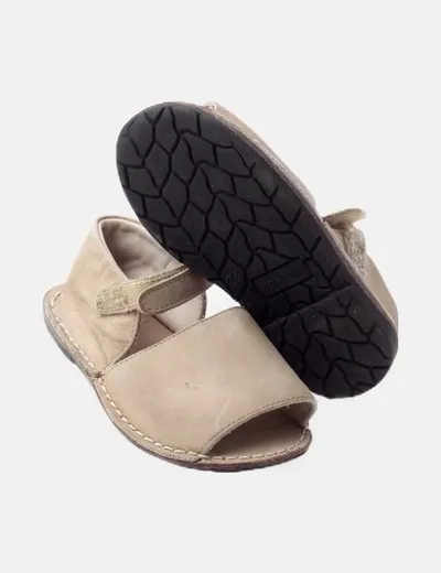 NoName Sandalia beige tiras
