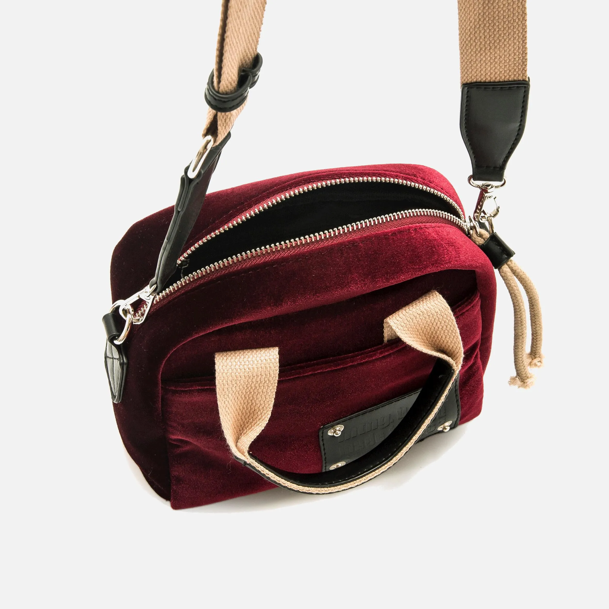 NURA BOLSOS  MUJER
