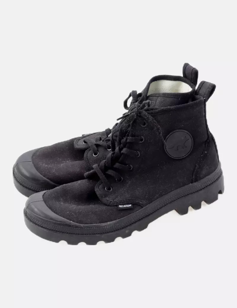 PALLADIUM Bota negra cordones