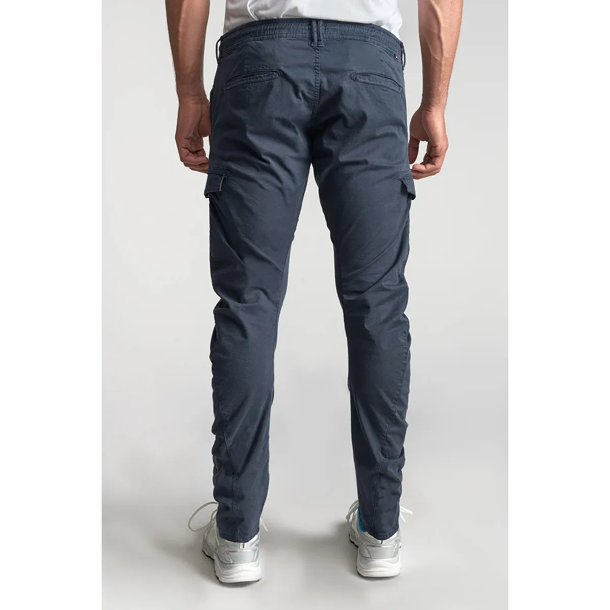 Pantalón cargo VELAUX