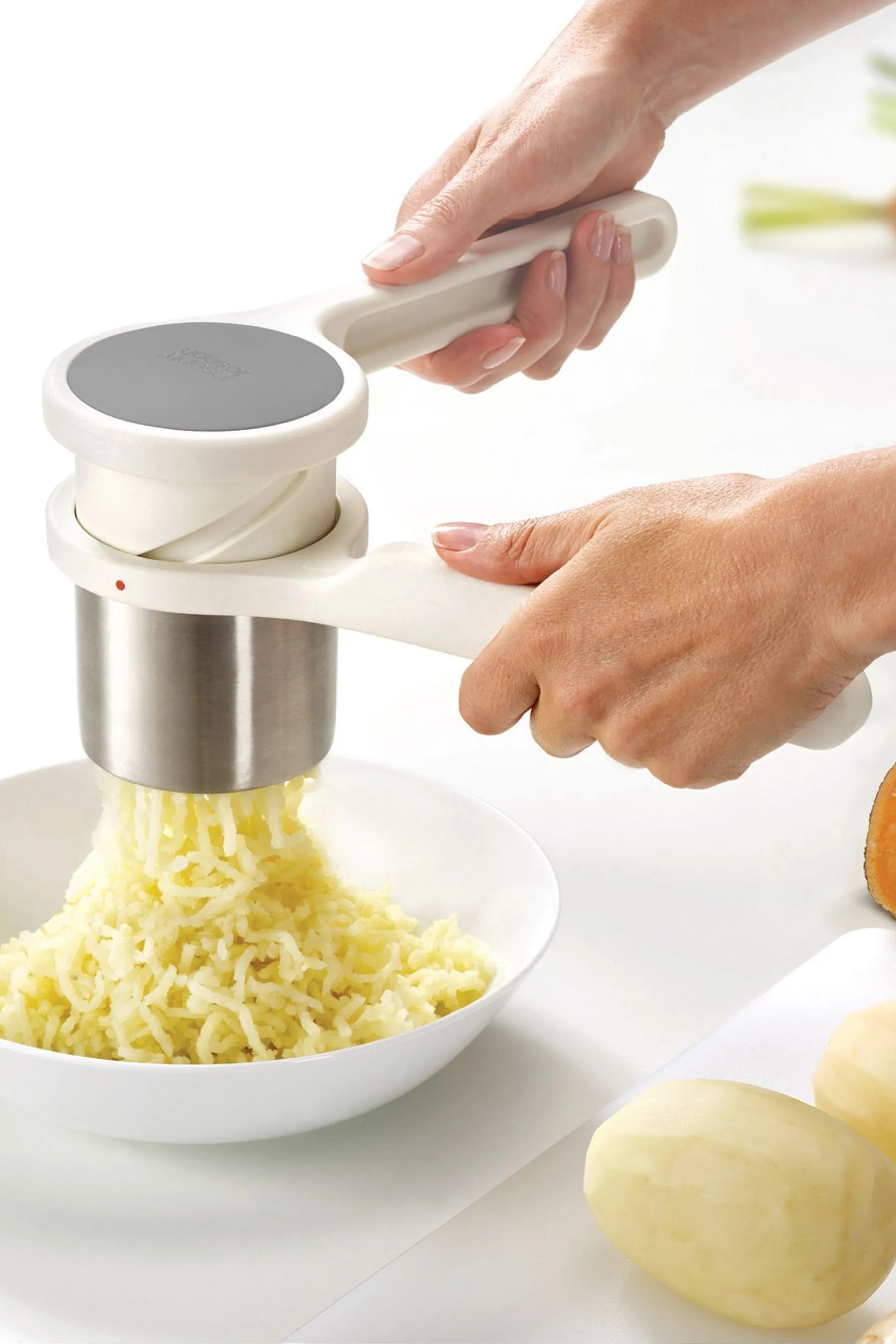 Rayador para patatas con hélice de Joseph Joseph