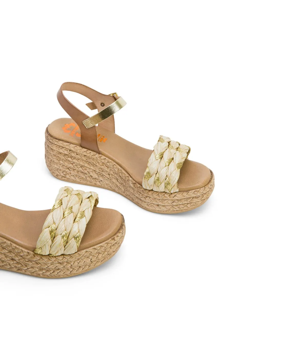 SANDALIA CUÑA TAUPE PLATINO GAIA