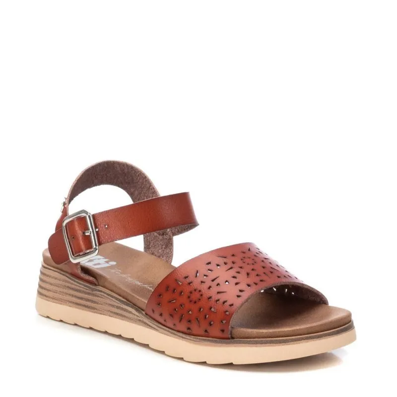 Sandalia de mujer XTI 142912 Camel