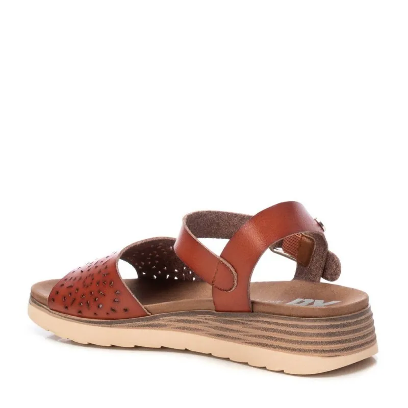 Sandalia de mujer XTI 142912 Camel