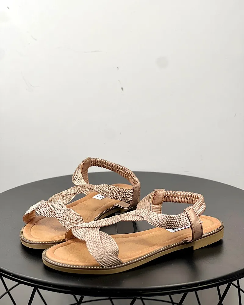 SANDALIA PLANA 03