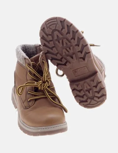 Sfera Botín marrón cordones