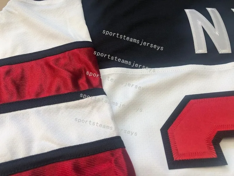 Team Canada Hockey Jerseys: personalizamos con el nombre y el número del jugador