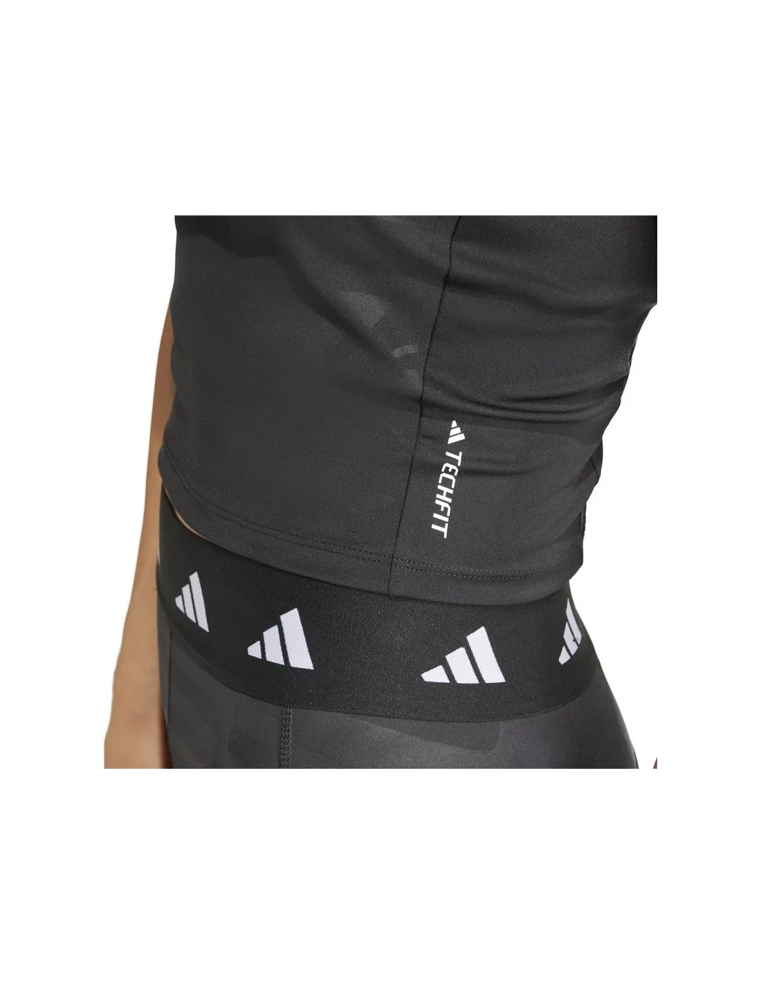 Top de Fitness adidas Essentials Techfot Printed Mujer Negro