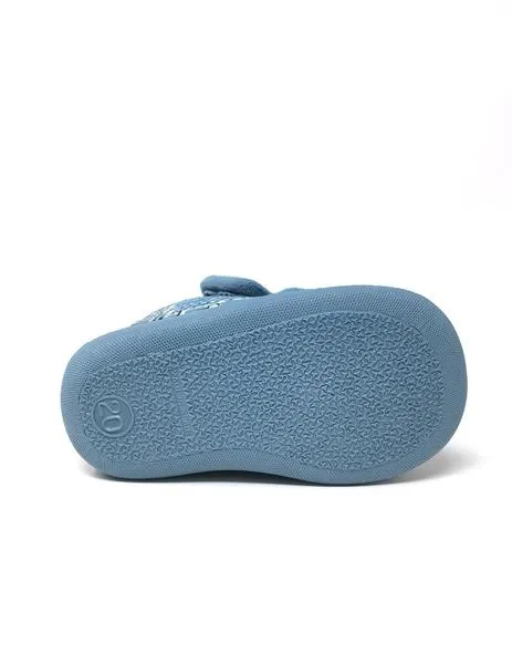 zapatilla de casa azul
