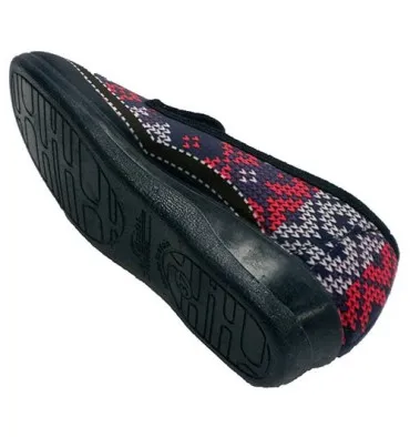 Zapatilla mujer cerrada simulando punto Nevada en azul