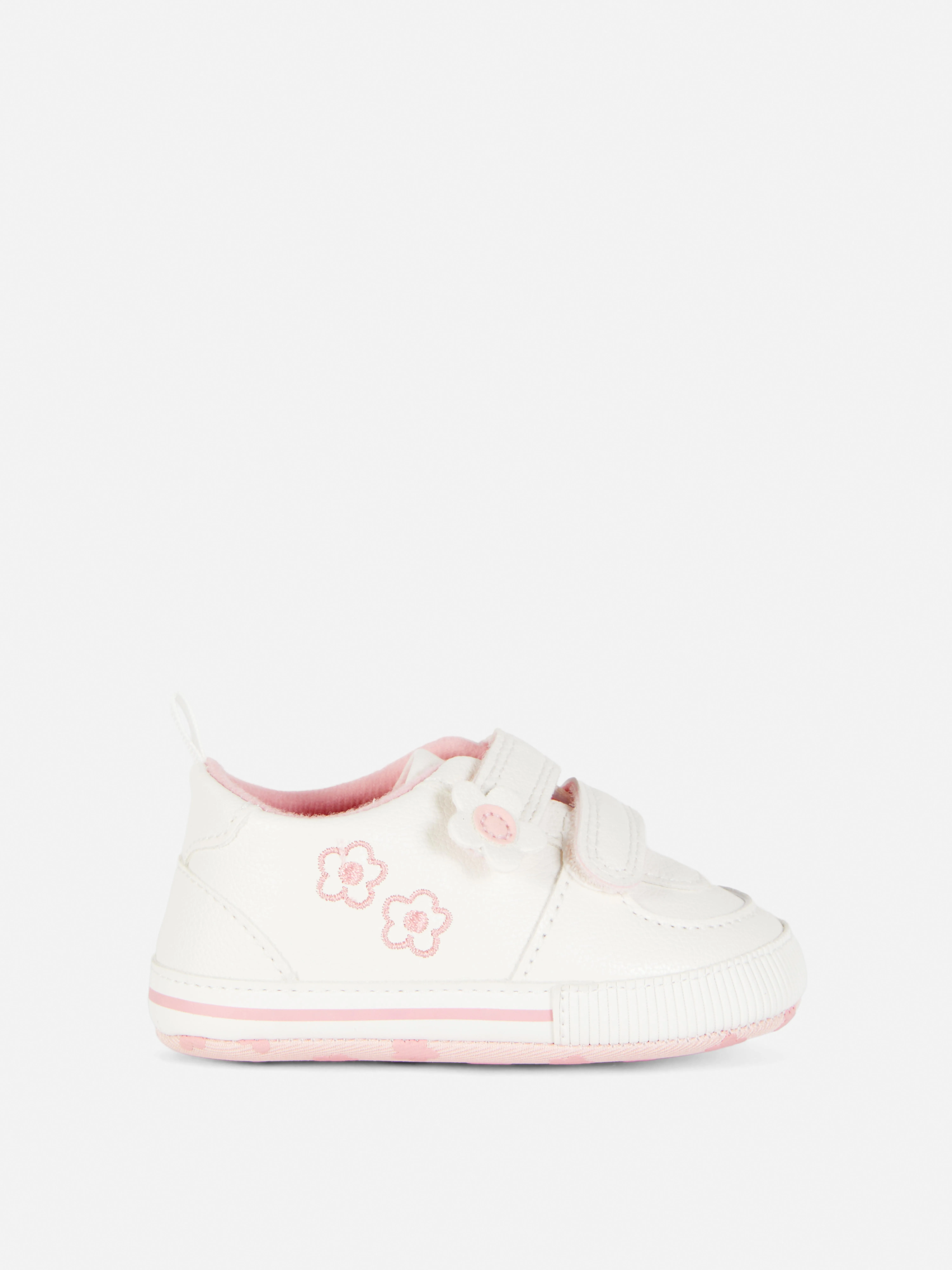 Zapatillas bajas con flores