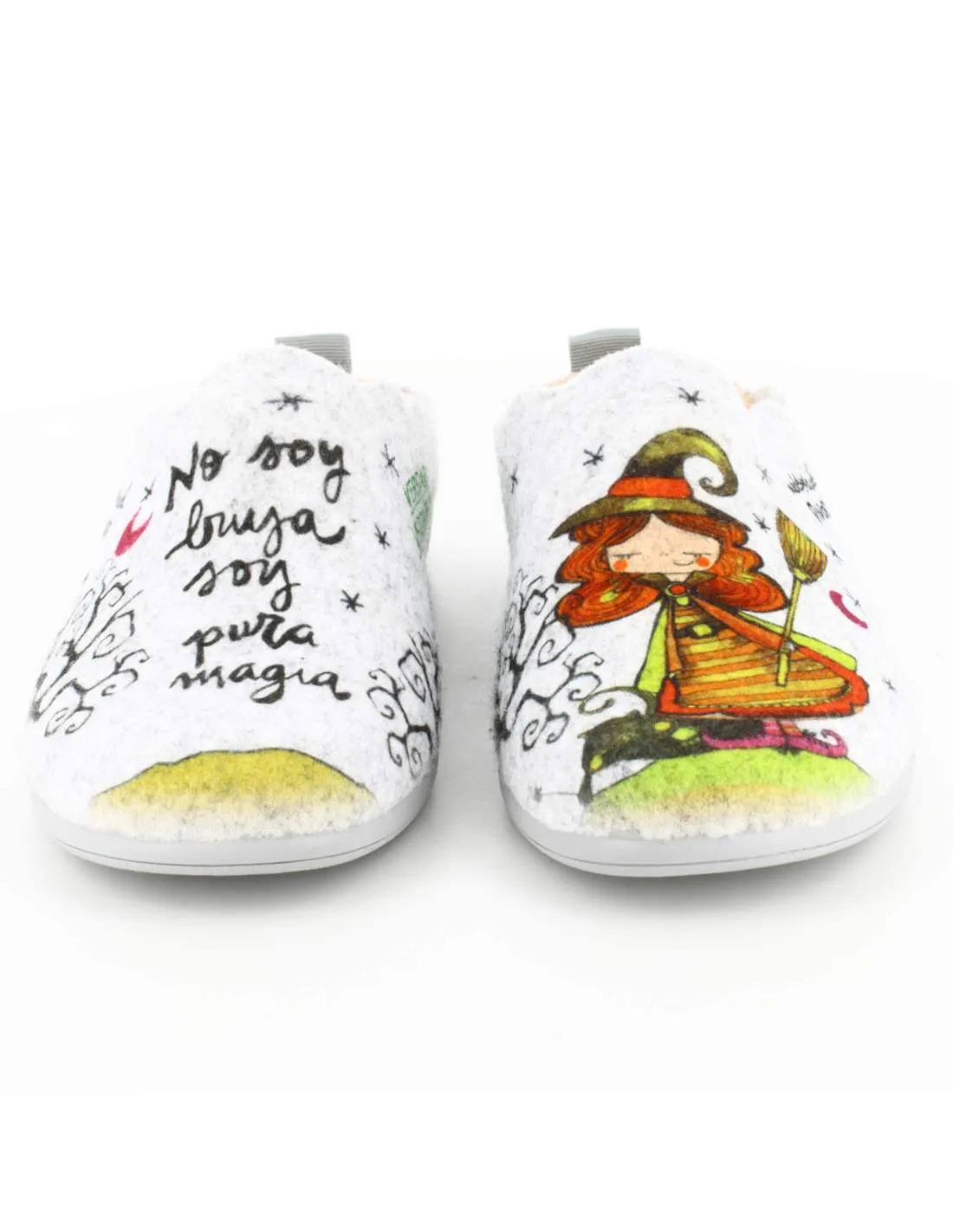 Zapatillas de Casa "No soy bruja, soy pura magia" Fieltro Gris