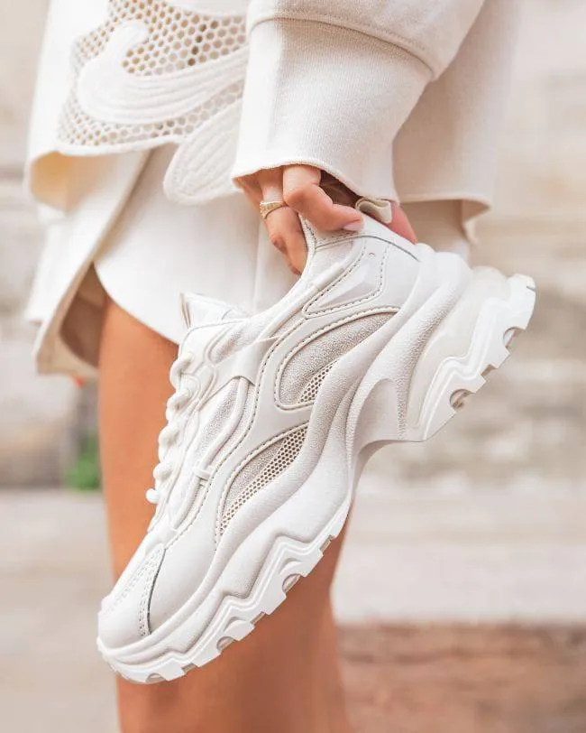 ZAPATILLAS DE MUJER BLANCA CON CORDONES  LOLITA