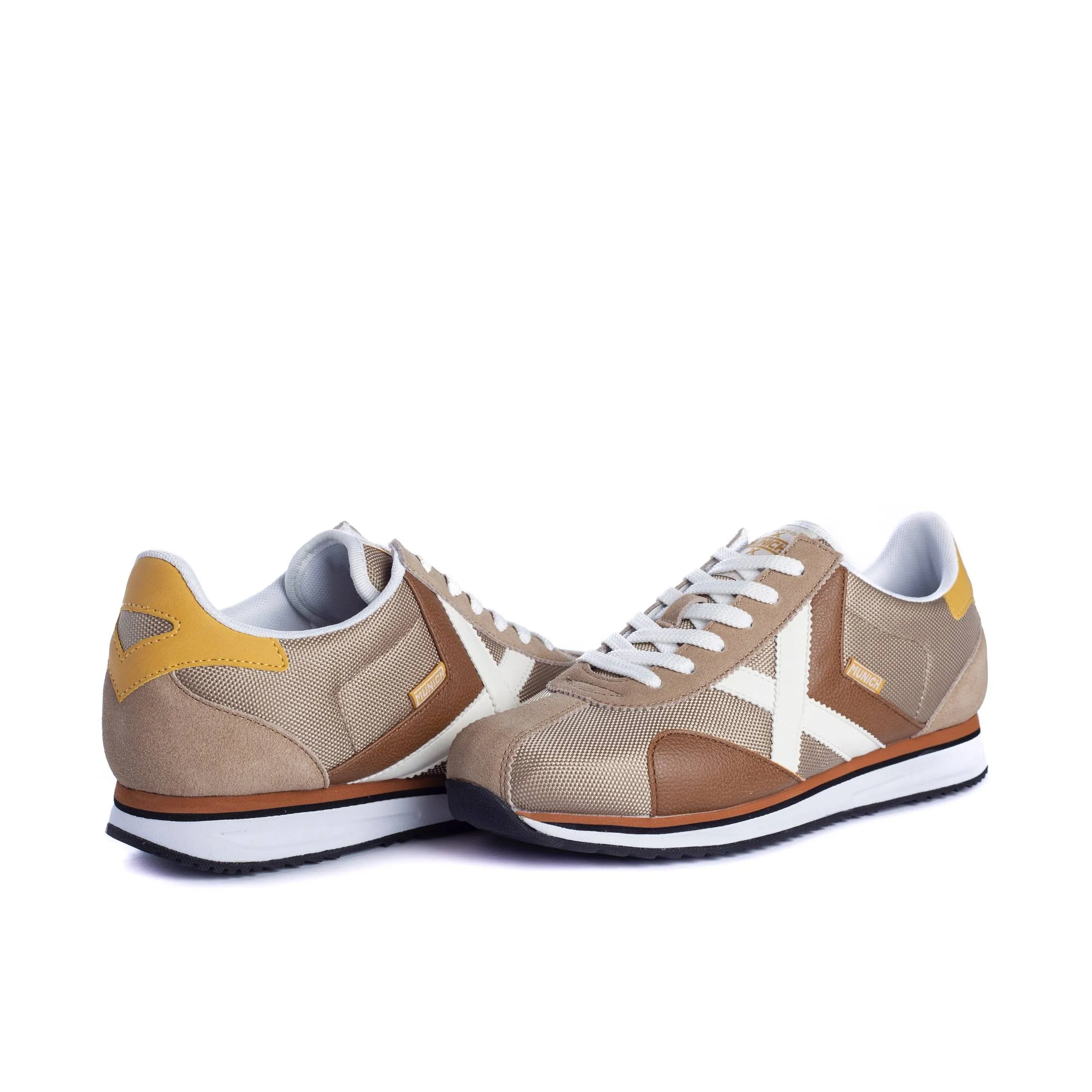 Zapatillas Munich Sapporo 129 Beig